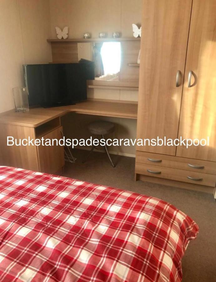 Bucket&spades caravans Blackpool Extérieur photo