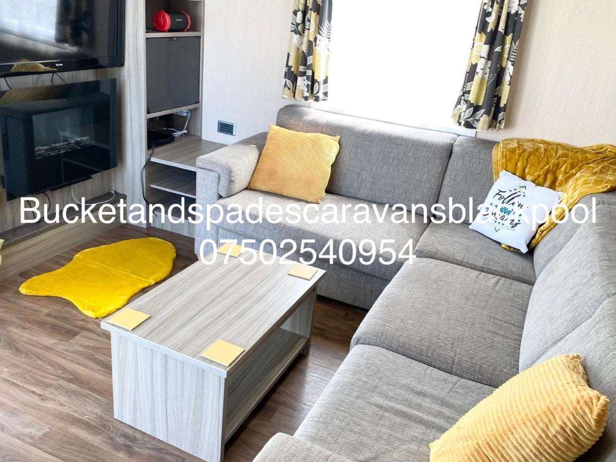 Bucket&spades caravans Blackpool Extérieur photo