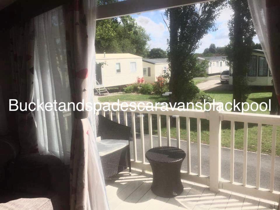 Bucket&spades caravans Blackpool Extérieur photo