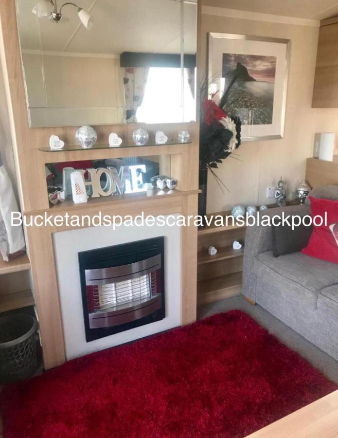 Bucket&spades caravans Blackpool Extérieur photo
