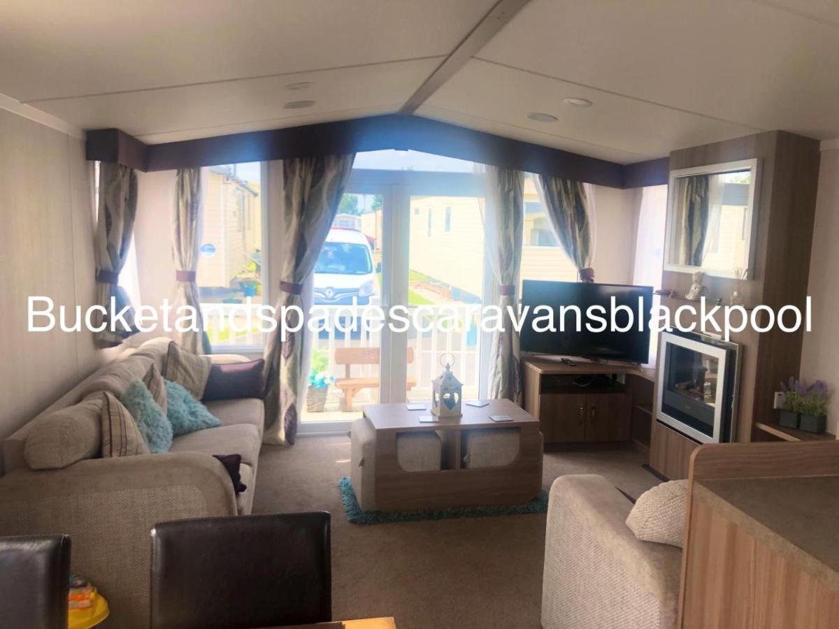 Bucket&spades caravans Blackpool Extérieur photo
