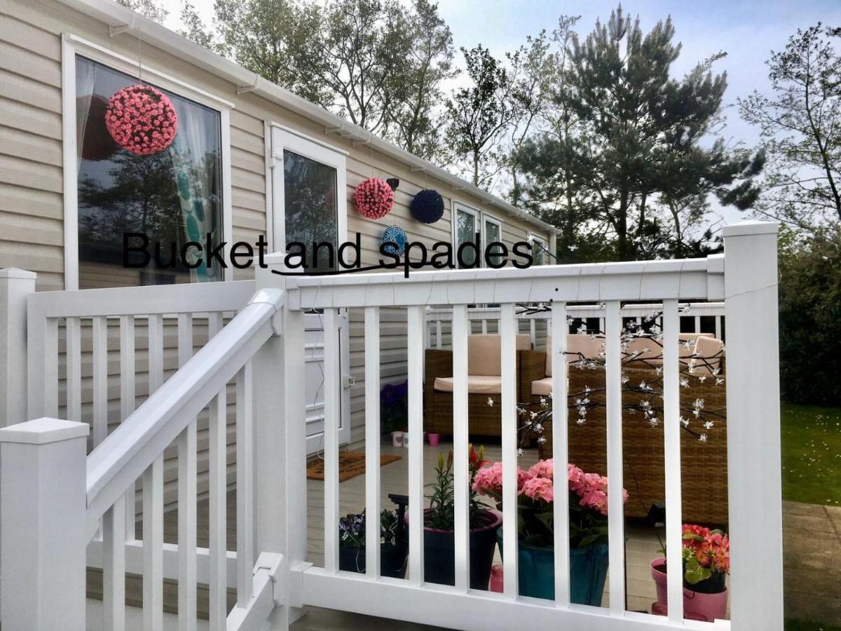 Bucket&spades caravans Blackpool Extérieur photo