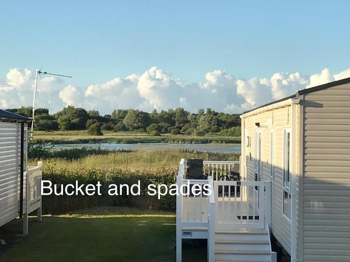 Bucket&spades caravans Blackpool Extérieur photo